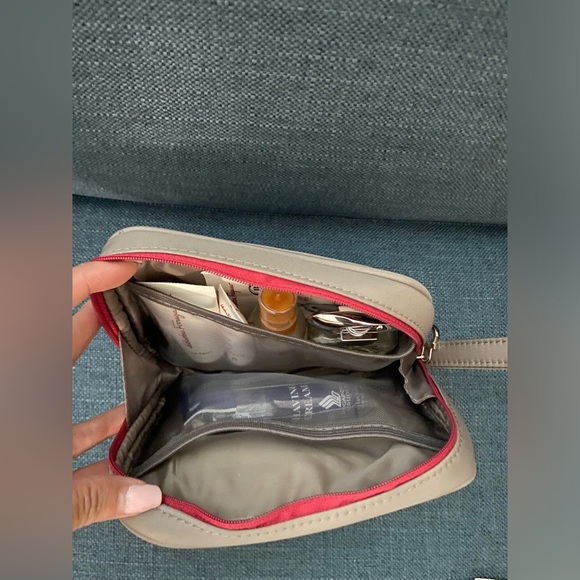 NWOT Salvatore Ferragamo Travel Toiletry Pouch +5 Toiletries Incanto Pour Homme - Picture 14 of 15